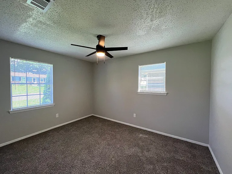 513 Marlowe Ave — Photo 13