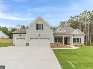 167 Pinewood Dr, Covington, GA 30014