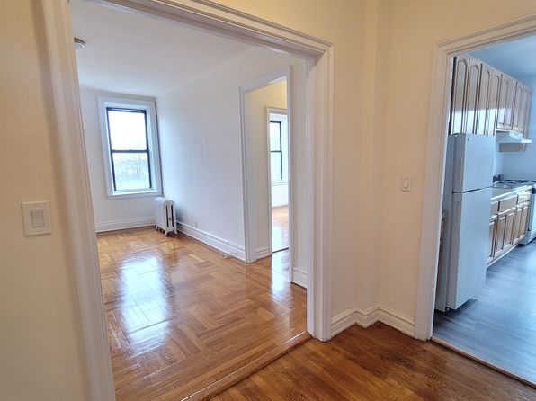 (undisclosed Address)