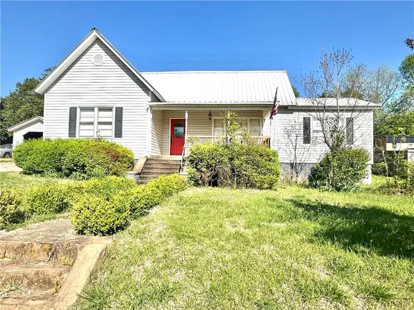 113 Morgan St, Valley, AL 36854