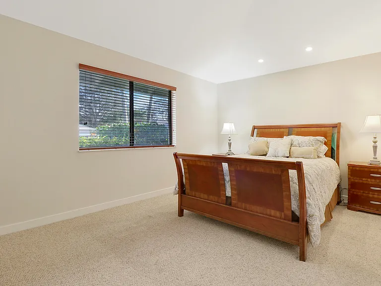 706 Club Dr — Photo 11