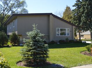 347 E Lake Ave, Glenview, IL 60025