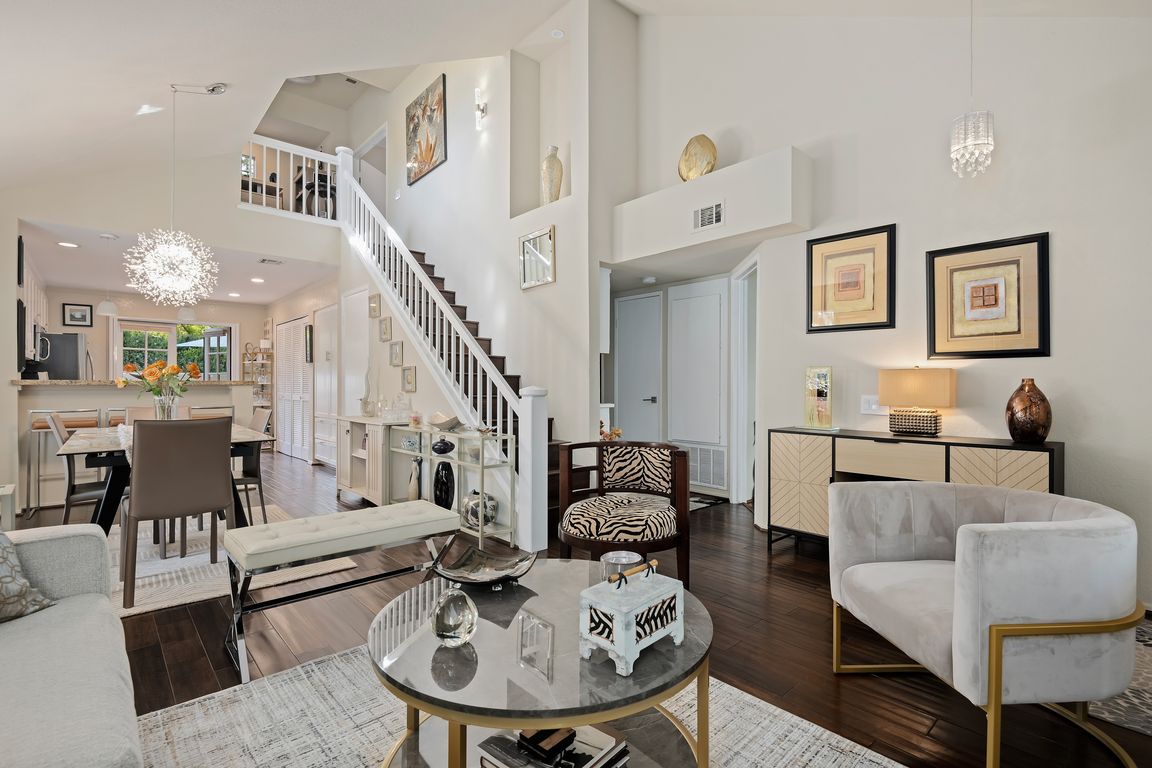 10 - Living Room
