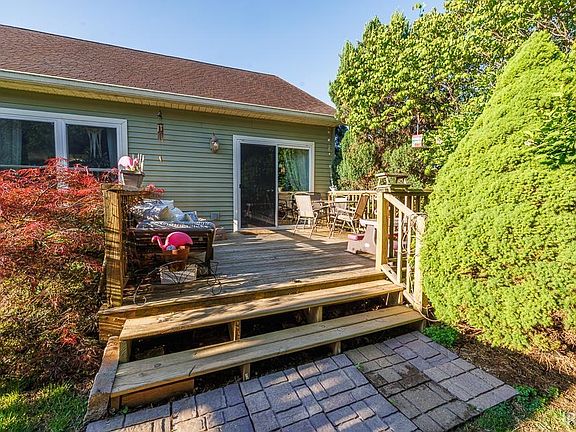 5th image of 1264 W Hedge Apple Ln