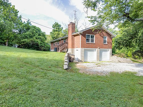 4th image of 225 Bermuda Dr