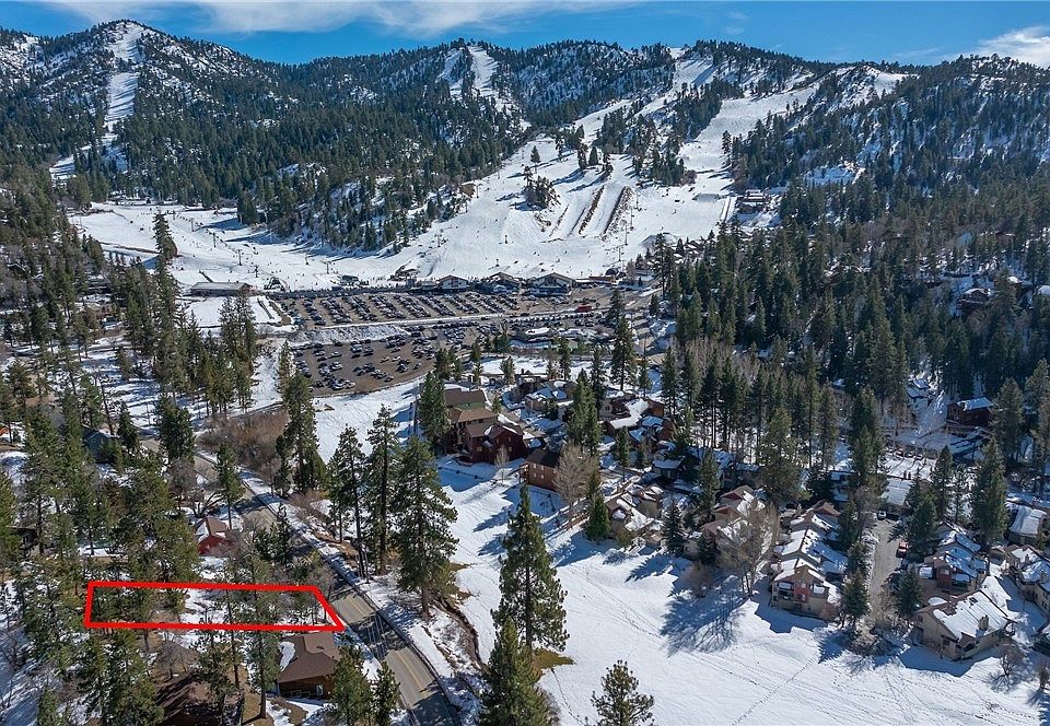 1st image of 43162 Moonridge Rd