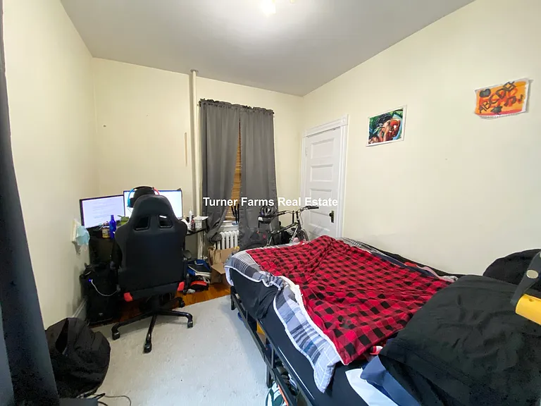 12 Oswald St #2A — Photo 22