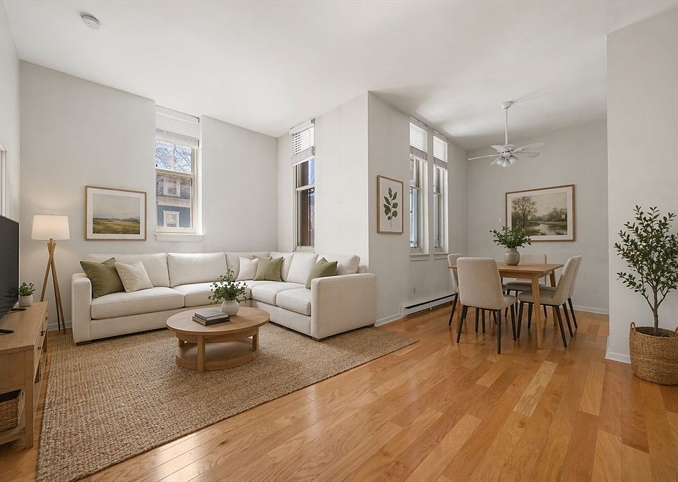 1st image of 350 W 4th St APT 204