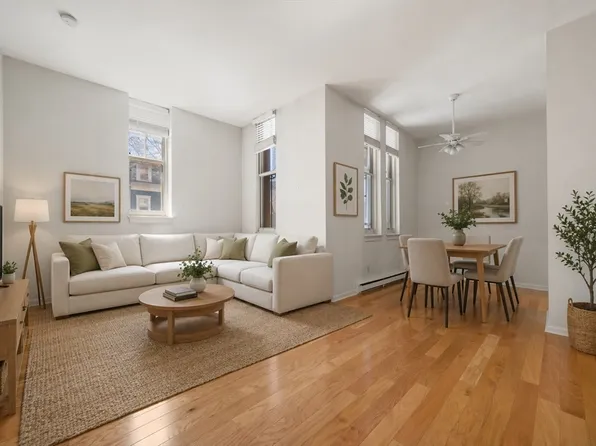 350 W 4th St APT 204, South Boston, MA 02127