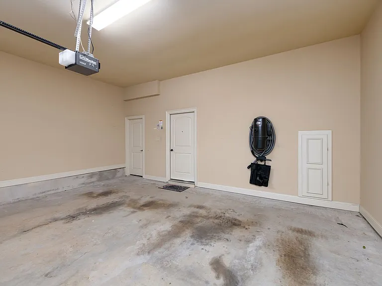 7914 Bishop Rd — Photo 27