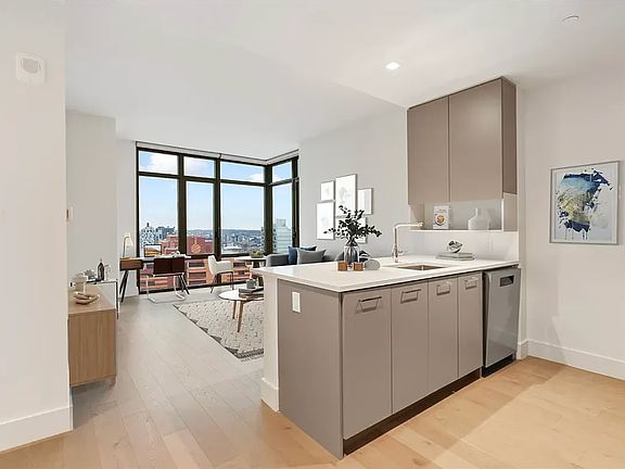 2nd image of 92-27 160th St #1808