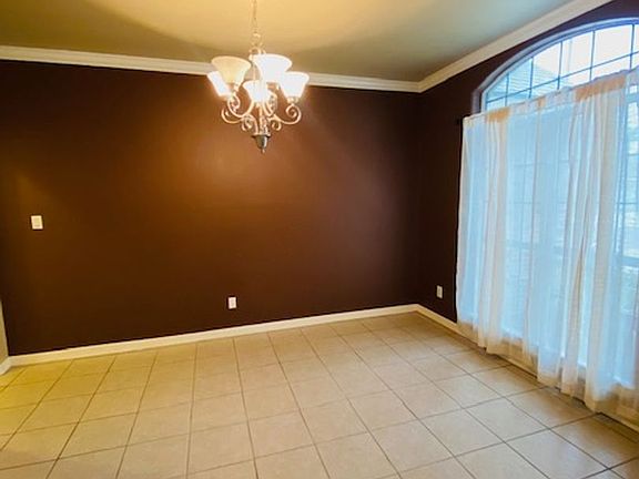 4th image of 3412 Goldcrest Ave