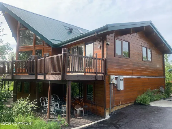 7655 E Woodview Way, Palmer, AK 99645