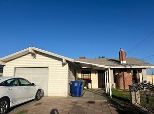 213 Stadium Rd, Madera, CA 93637