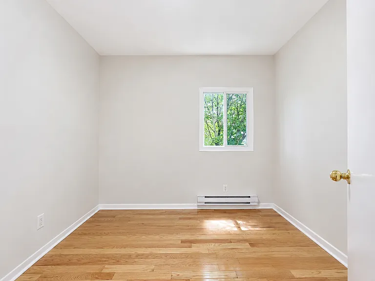 1350 Winding Trl — Photo 43
