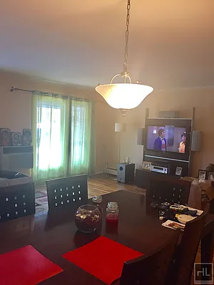 Rented by Highline Residential | media 2