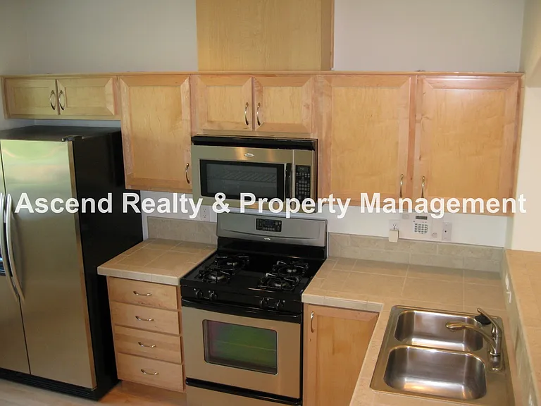 15330 SW Mallard Dr #103 — Photo 5