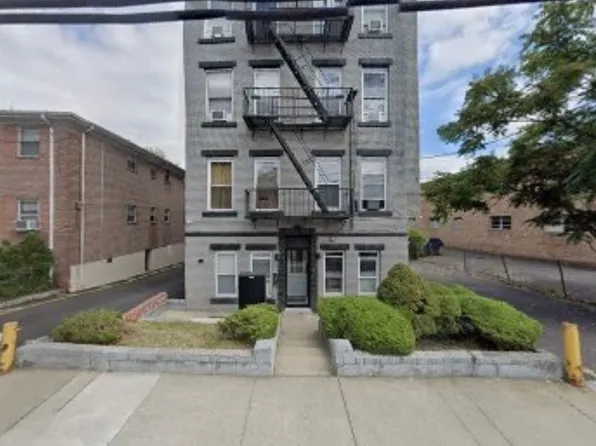 17 Teaneck Rd, Ridgefield Park, NJ