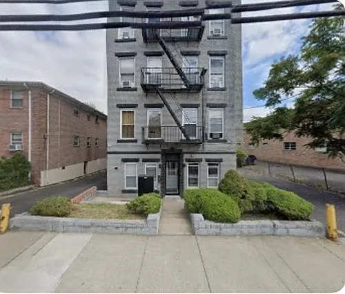 17 Teaneck Rd Photo 1