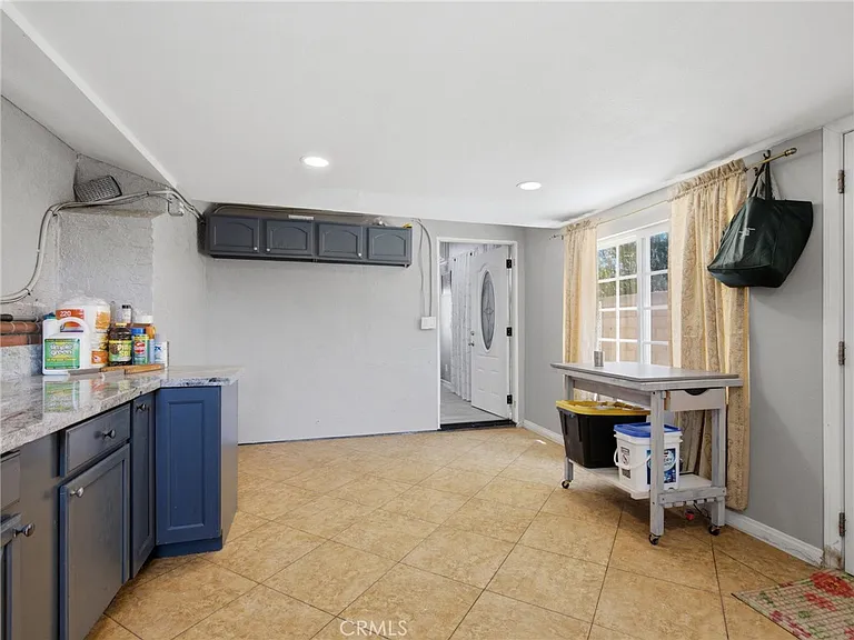 11642 Daniel Ave — Photo 27