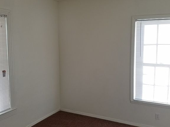 4th image of 2708 E 18th Ave