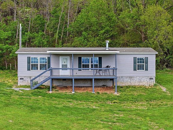 3rd image of 206 Prospect Rd