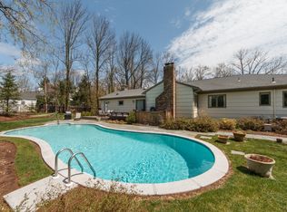 303 Old Short Hills Rd, Short Hills, NJ 07078