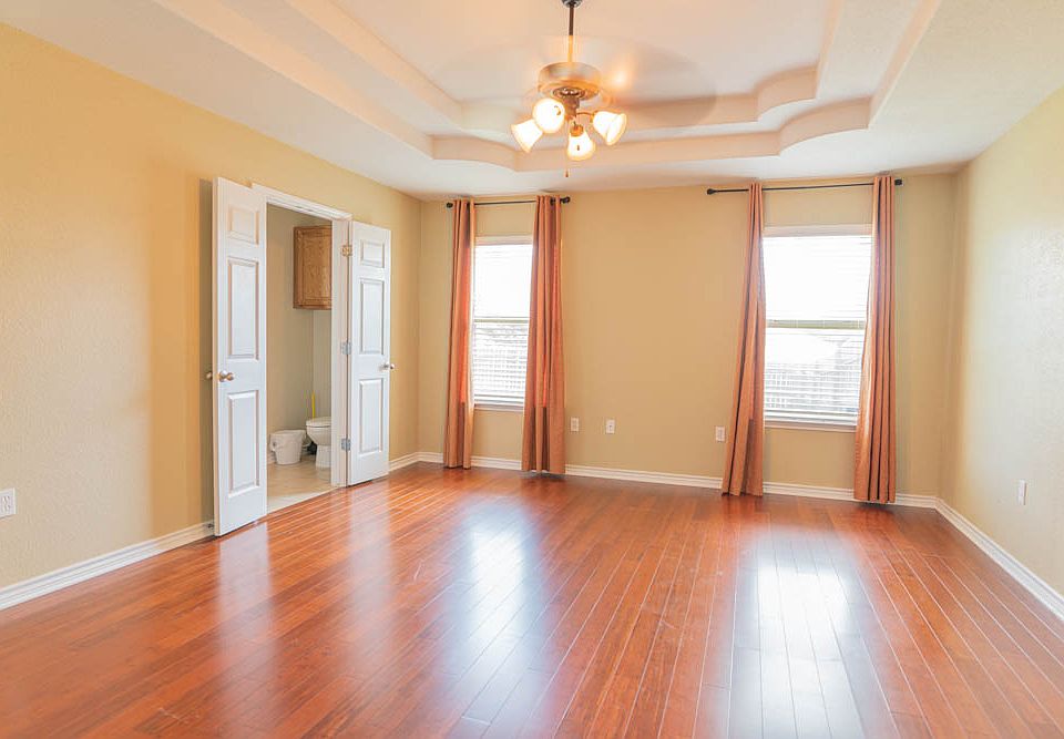 1st image of 1244 Squire Dr