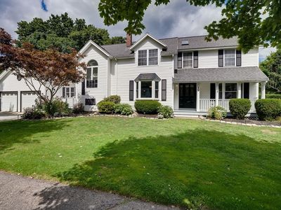 19 Railroad Ave, Bedford, MA, 01730