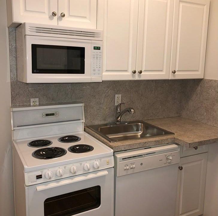 2nd image of 951 Amsterdam Ave APT 2D