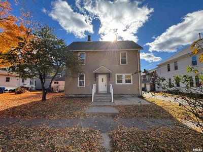 1150 14th Ave, Moline, IL, 61265