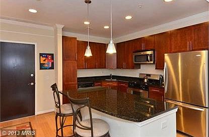 2nd image of 444 W Broad St Unit 510