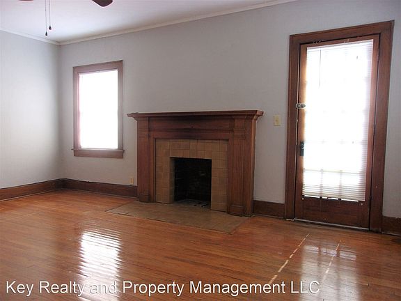 3rd image of 701 NE 15th St #6008544