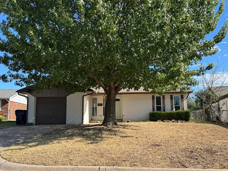 13908 Jeffery Dr — Photo 1