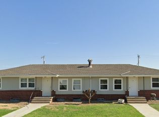 1014 E 17th St #C, Hays, KS 67601