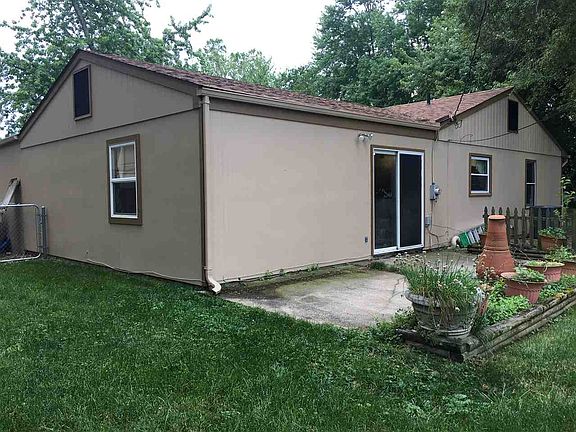 5th image of 4925 Blackford Dr W
