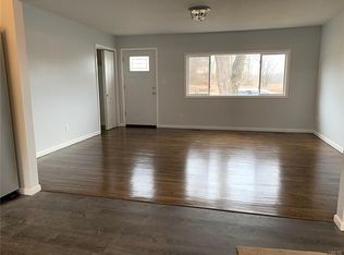 6 Robinson Rd, Clinton, NY 13323