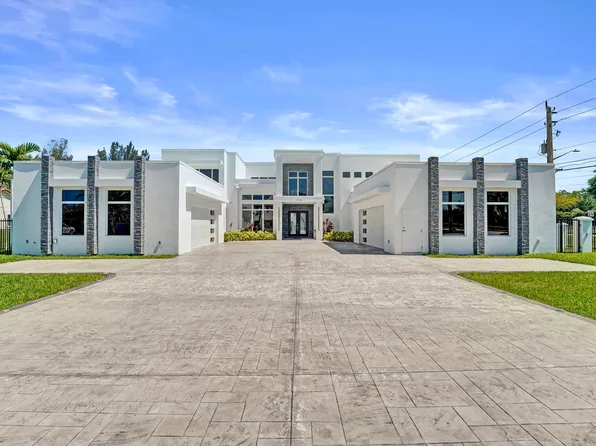 11201 SW 3rd Street, Plantation, FL 33325