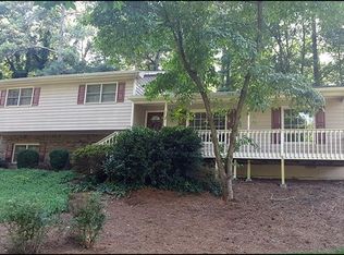 1739 Rhett Butler Dr, Lilburn, GA 30047