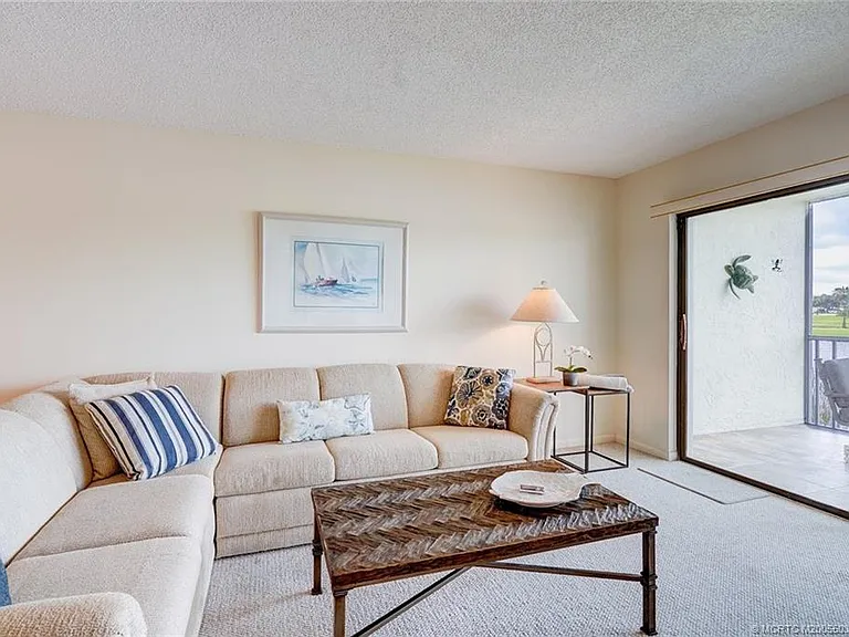 5593 NE Gulfstream Way — Photo 13