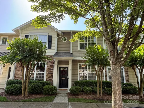 1139 Drummond Ln, Matthews, NC 28104