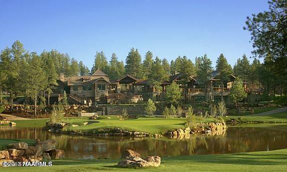 2nd image of 1554 E. Castle Hills Drive