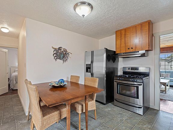 5th image of 6524 SW Galley Ave
