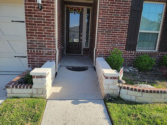 Front landscaping
