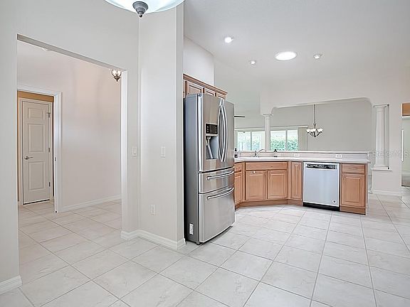 5th image of 1314 Greenville Way
