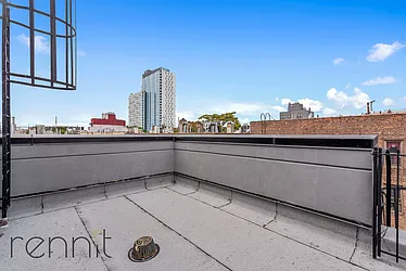 Rented by Rennit Inc.