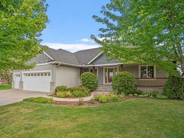 708 Overlook Dr, Buffalo, MN 55313