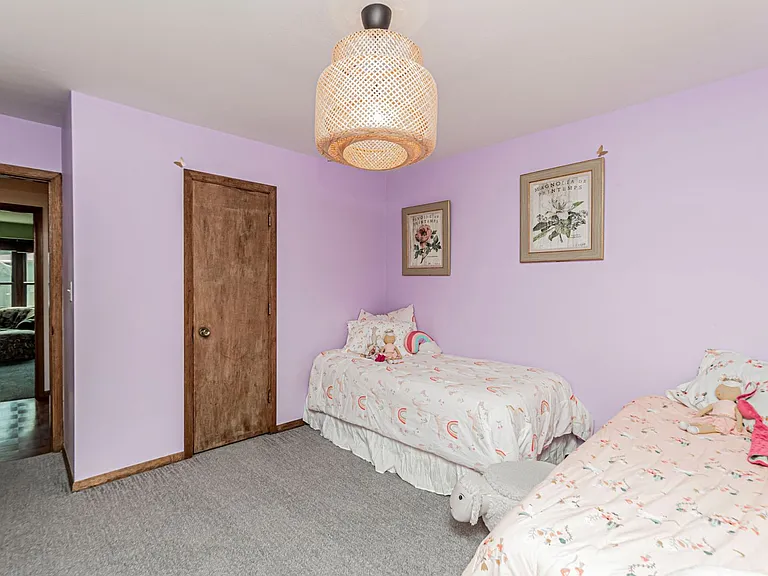 144 S Dartmouth Dr — Photo 25