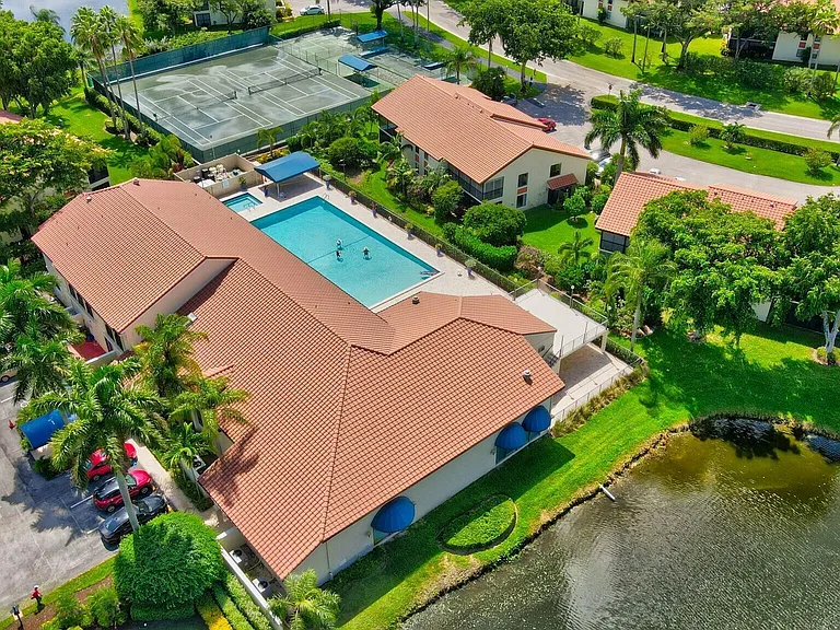 10663 Ocean Palm Way #101 — Photo 49