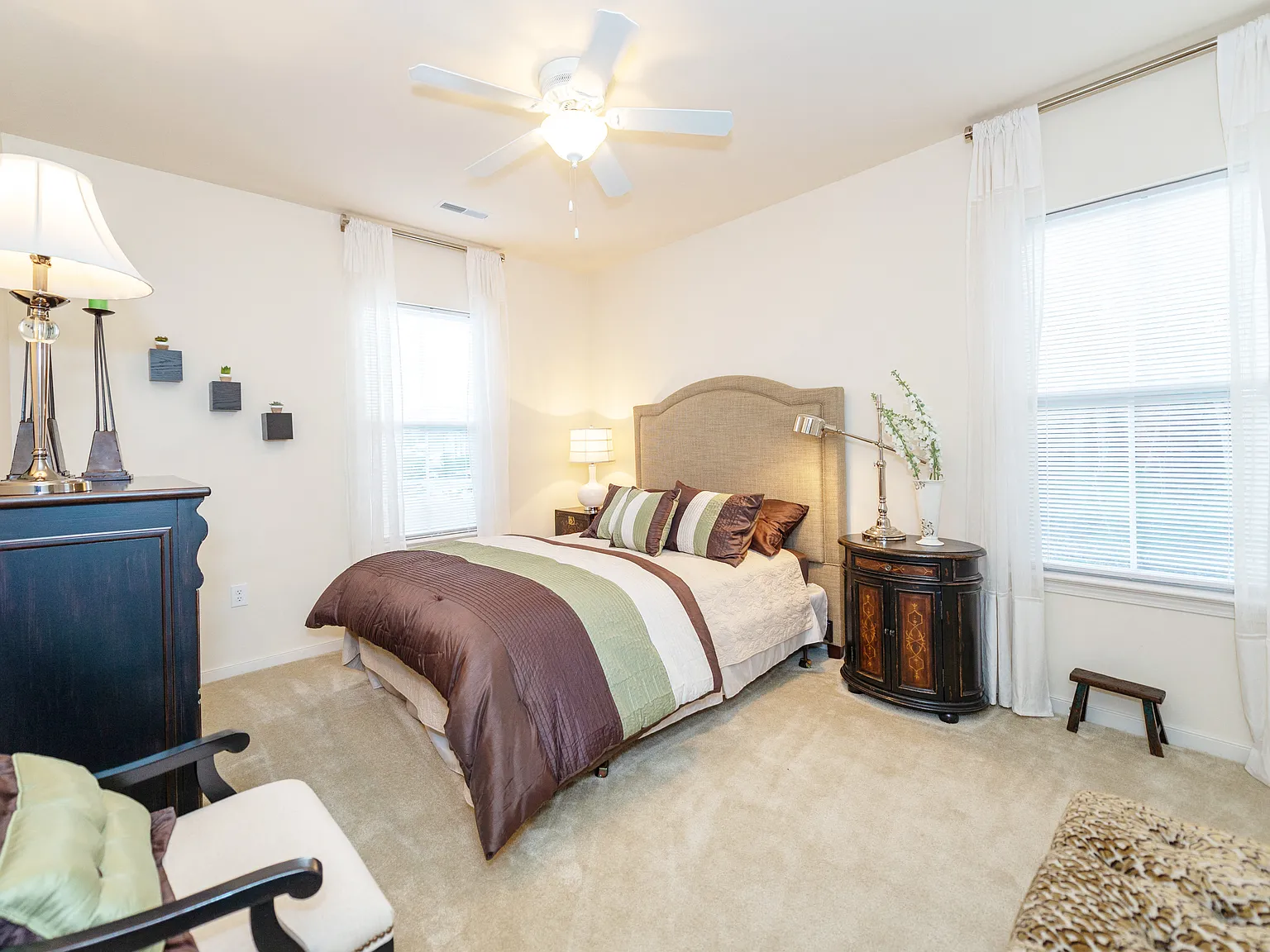 Garden Springs Apartments — Photo 4